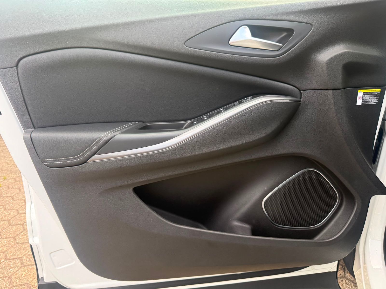 Fahrzeugabbildung Opel Grandland (X)Business Innovation*
