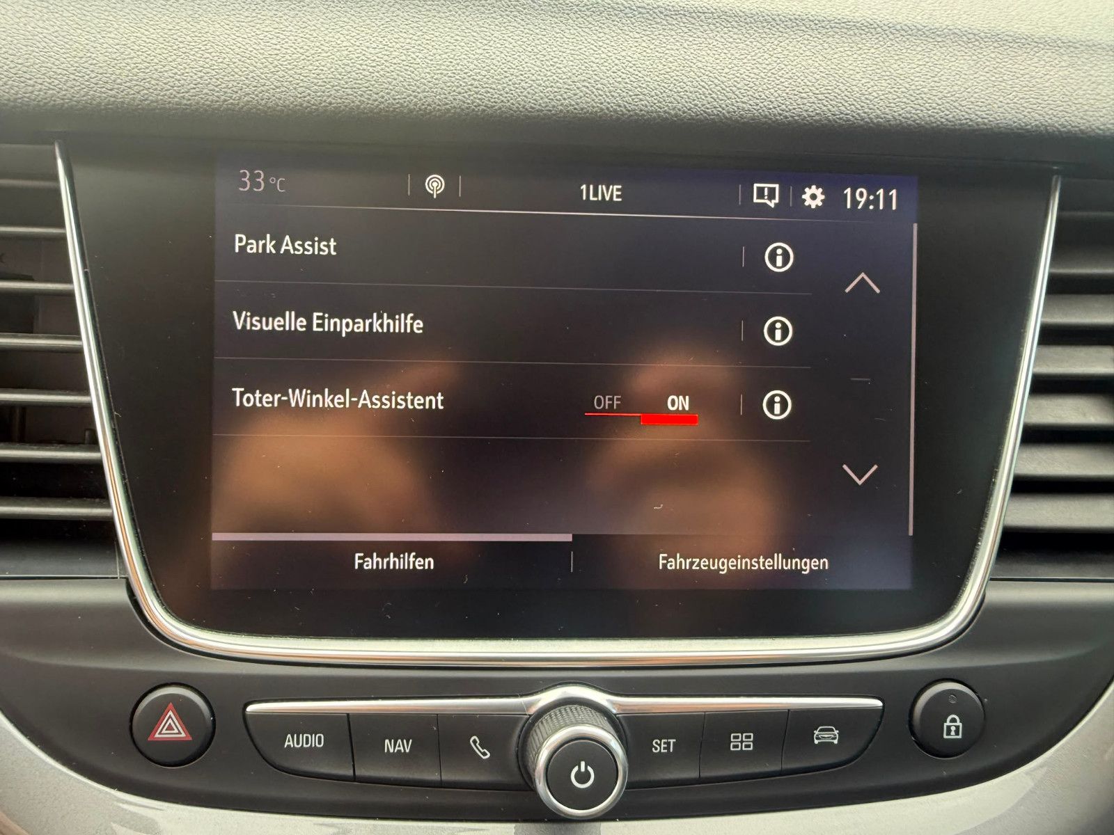 Fahrzeugabbildung Opel Grandland (X)Business Innovation*