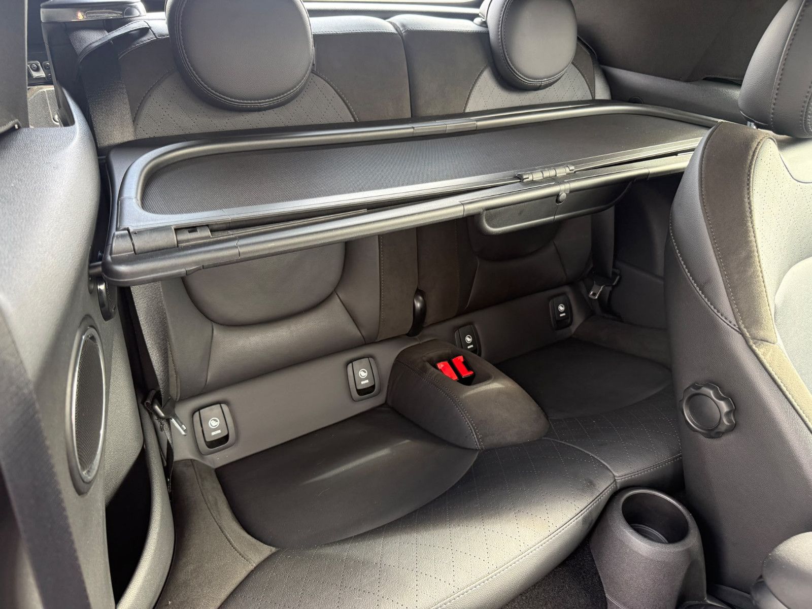 Fahrzeugabbildung MINI COOPER_S Cabrio Cooper S*