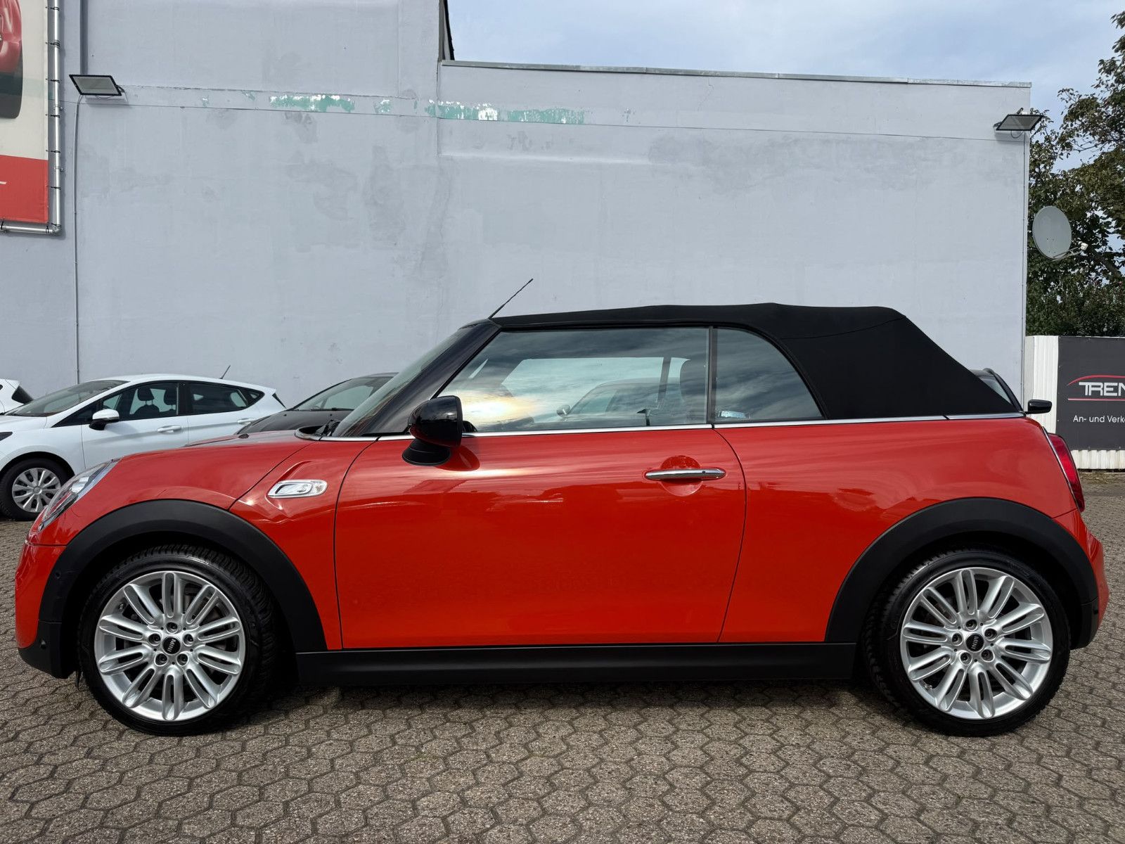 Fahrzeugabbildung MINI COOPER_S Cabrio Cooper S*