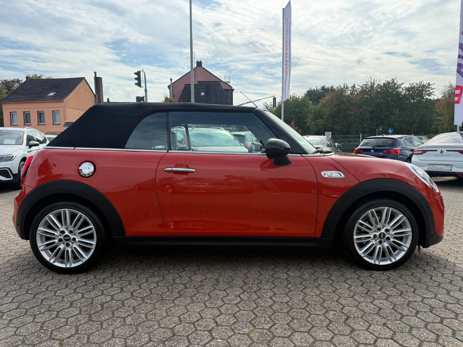 Fahrzeugabbildung MINI COOPER_S Cabrio Cooper S*