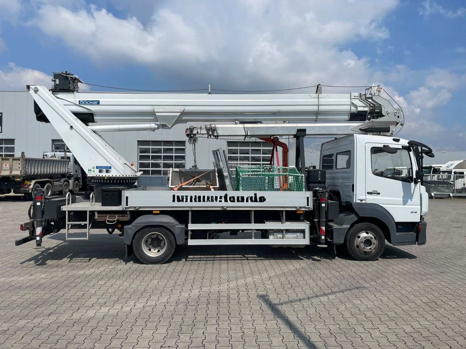 Fahrzeugabbildung Mercedes-Benz Atego 3 4x2 7XX/8XX OM934*Böcker AK37/4000 Kran