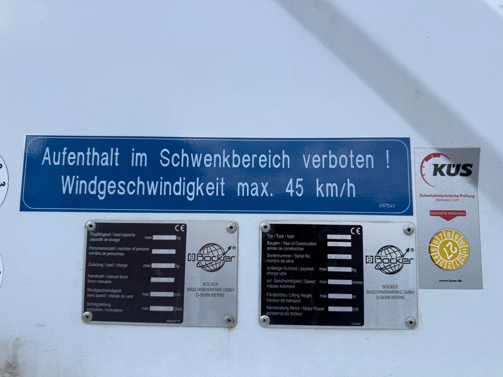 Fahrzeugabbildung Mercedes-Benz Atego 3 4x2 7XX/8XX OM934*Böcker AK37/4000 Kran