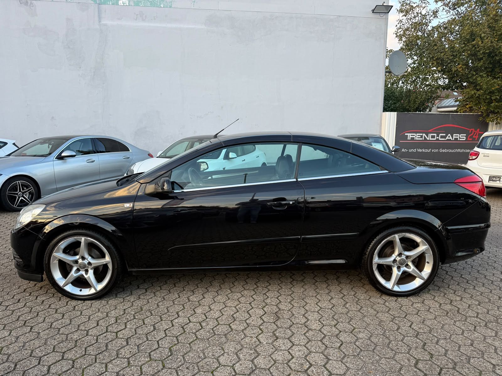 Fahrzeugabbildung Opel Astra H Twin Top Endless Summer*Tempomat*Klima*