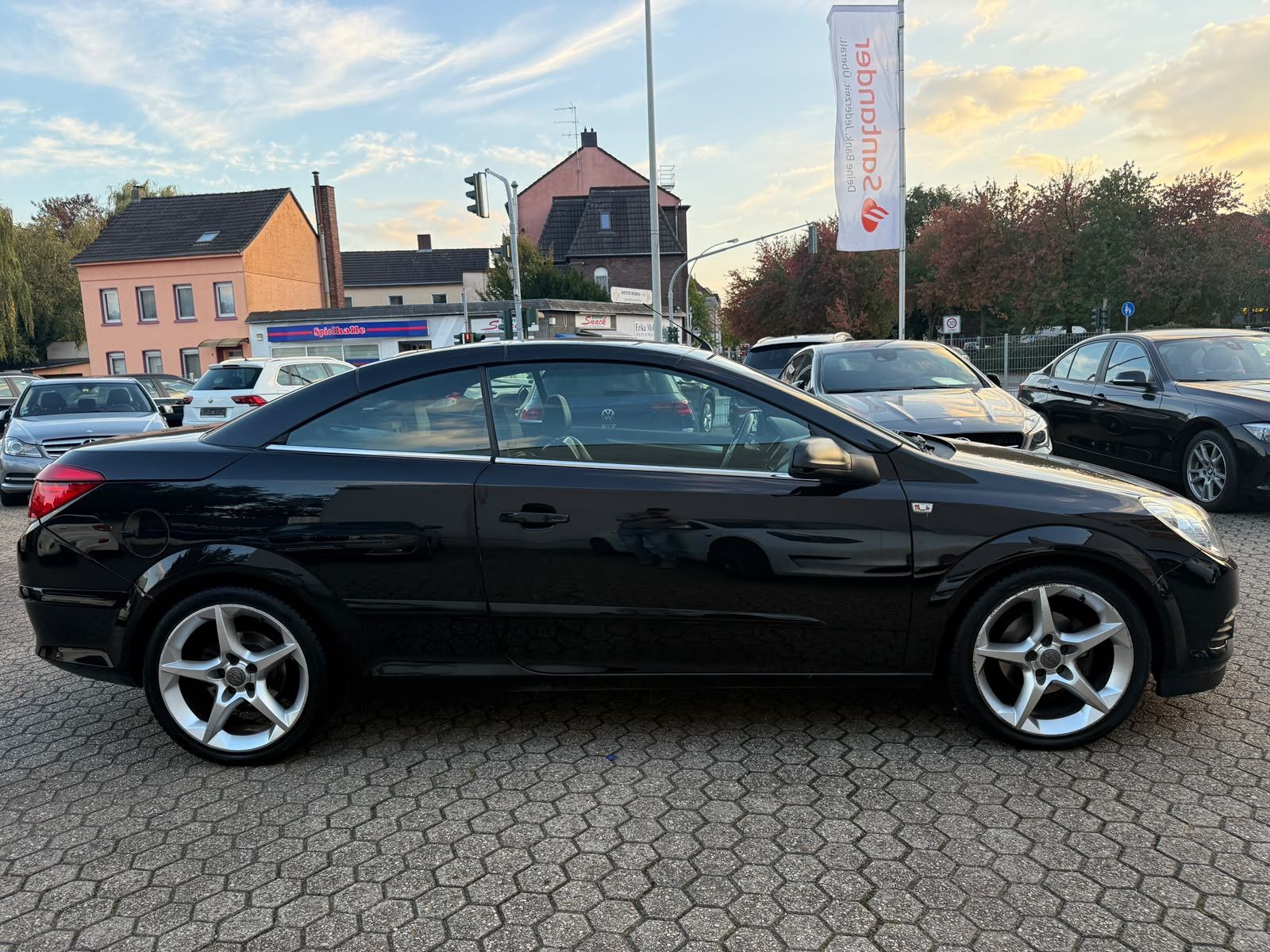 Fahrzeugabbildung Opel Astra H Twin Top Endless Summer*Tempomat*Klima*