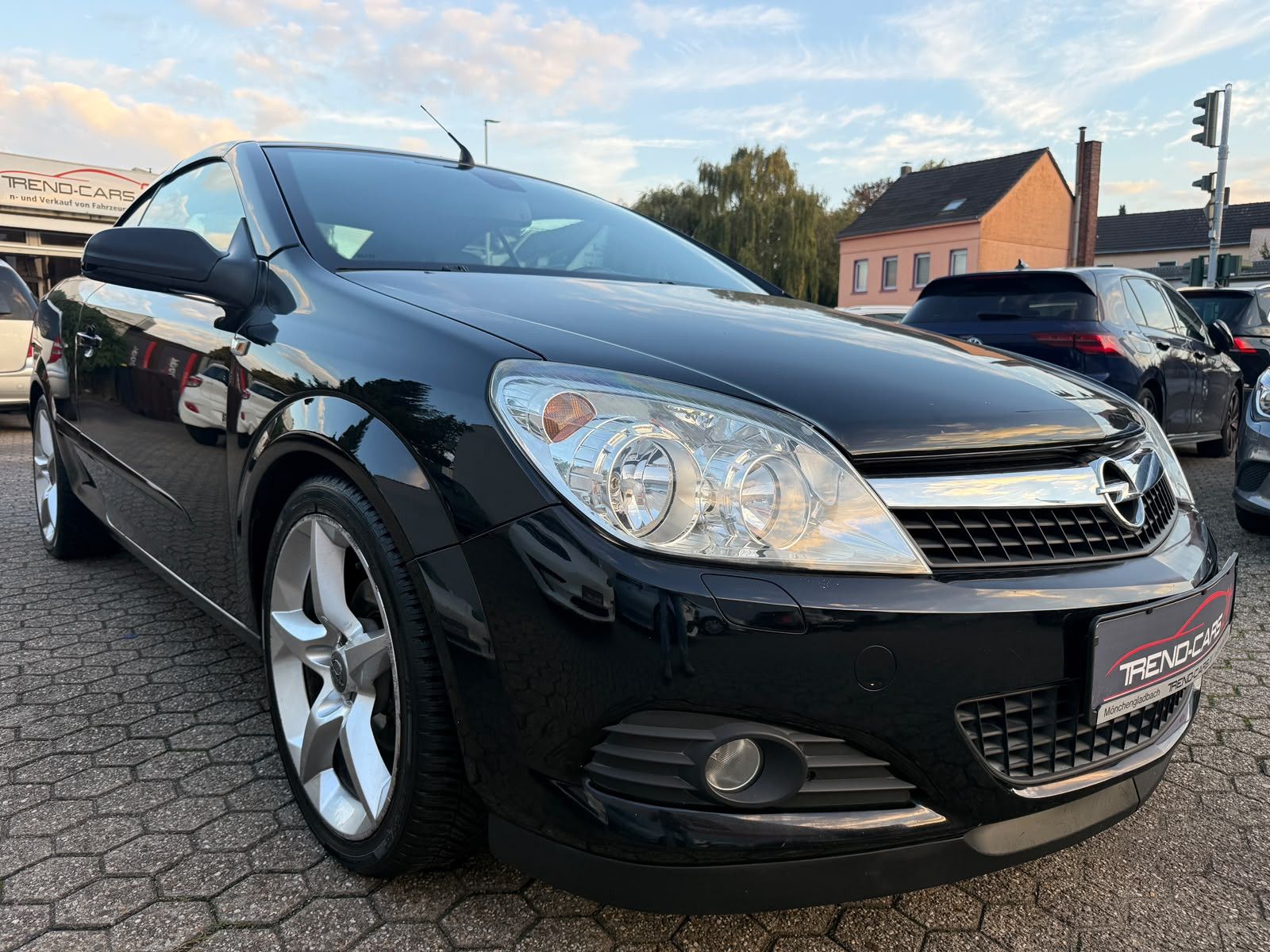 Fahrzeugabbildung Opel Astra H Twin Top Endless Summer*Tempomat*Klima*