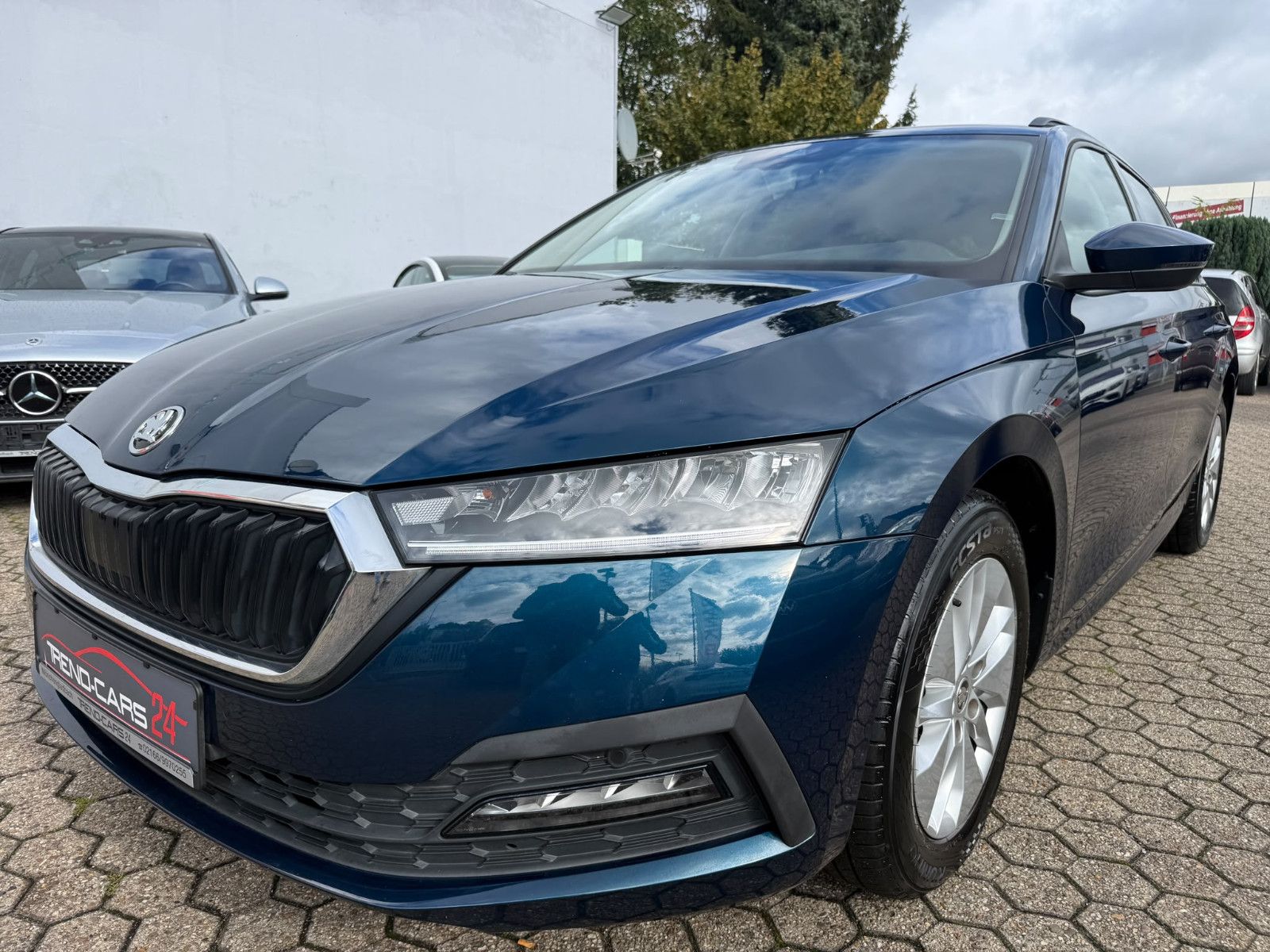 SKODA Octavia Combi Ambition*Tempomat*