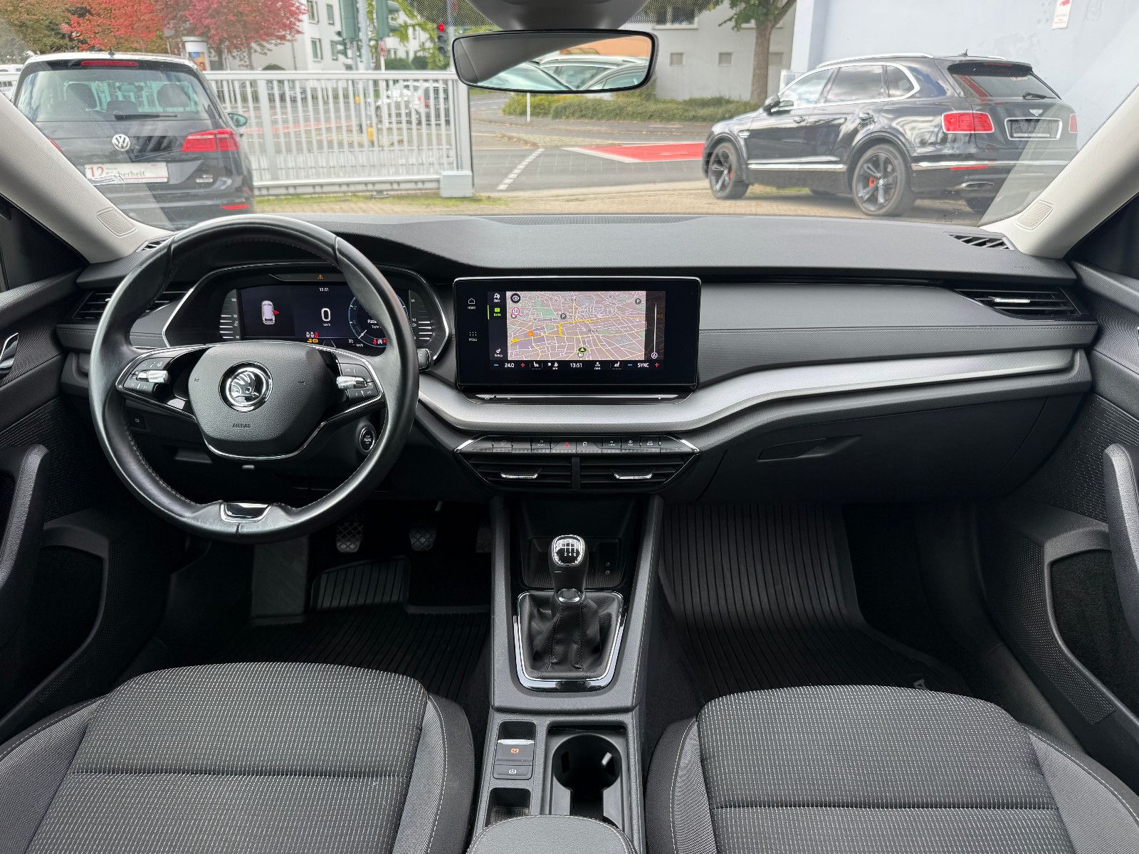 Fahrzeugabbildung SKODA Octavia Combi Ambition*Tempomat*