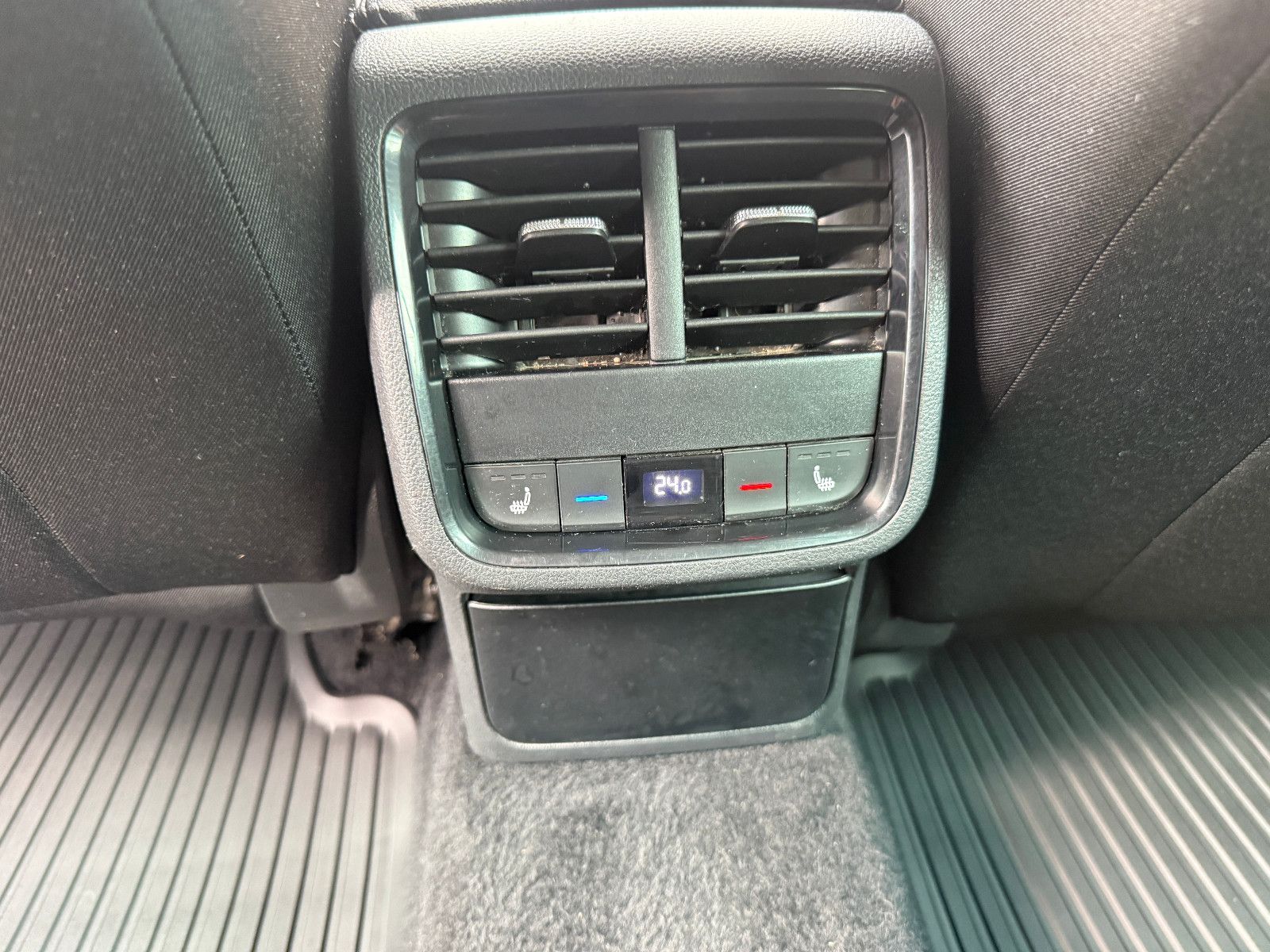Fahrzeugabbildung SKODA Octavia Combi Ambition*Tempomat*