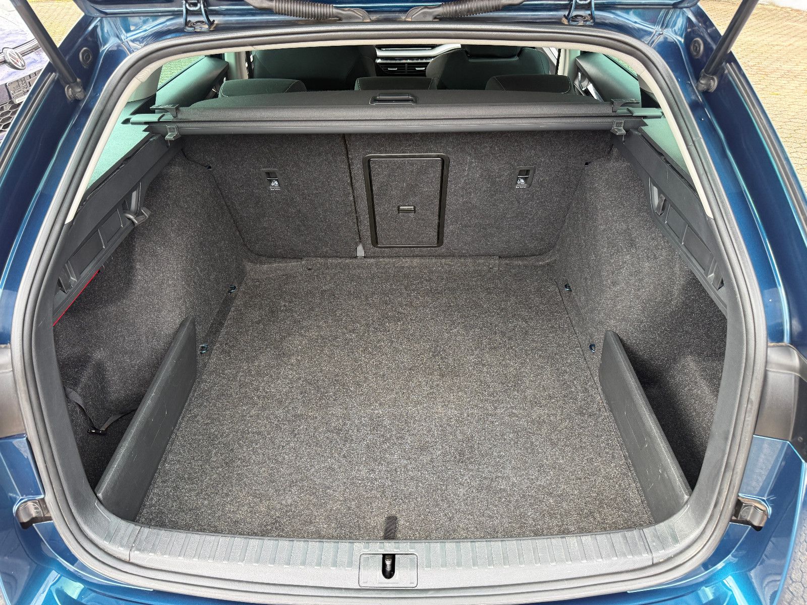 Fahrzeugabbildung SKODA Octavia Combi Ambition*Tempomat*