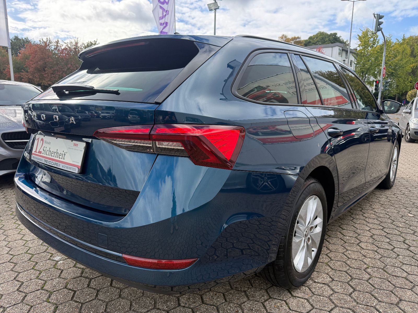 Fahrzeugabbildung SKODA Octavia Combi Ambition*Tempomat*