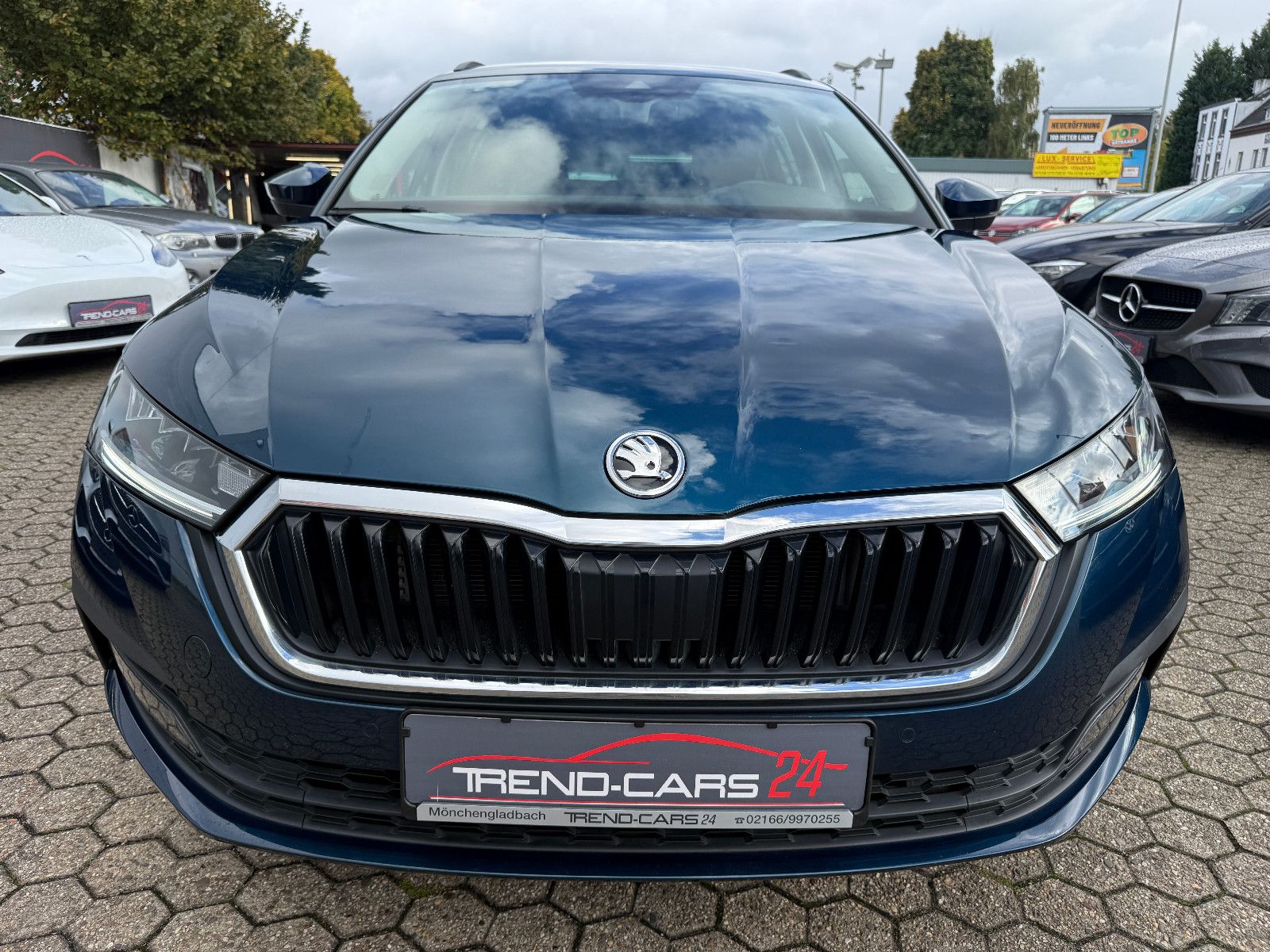 Fahrzeugabbildung SKODA Octavia Combi Ambition*Tempomat*